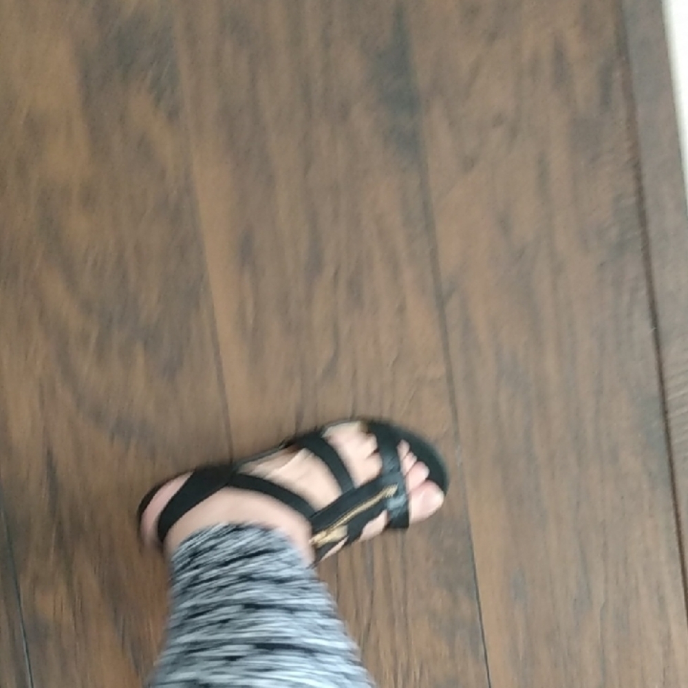 MICHAEL Michael Kors Genuine Leather Flat Sandals Berkley Zipper - Picture 14 of 15